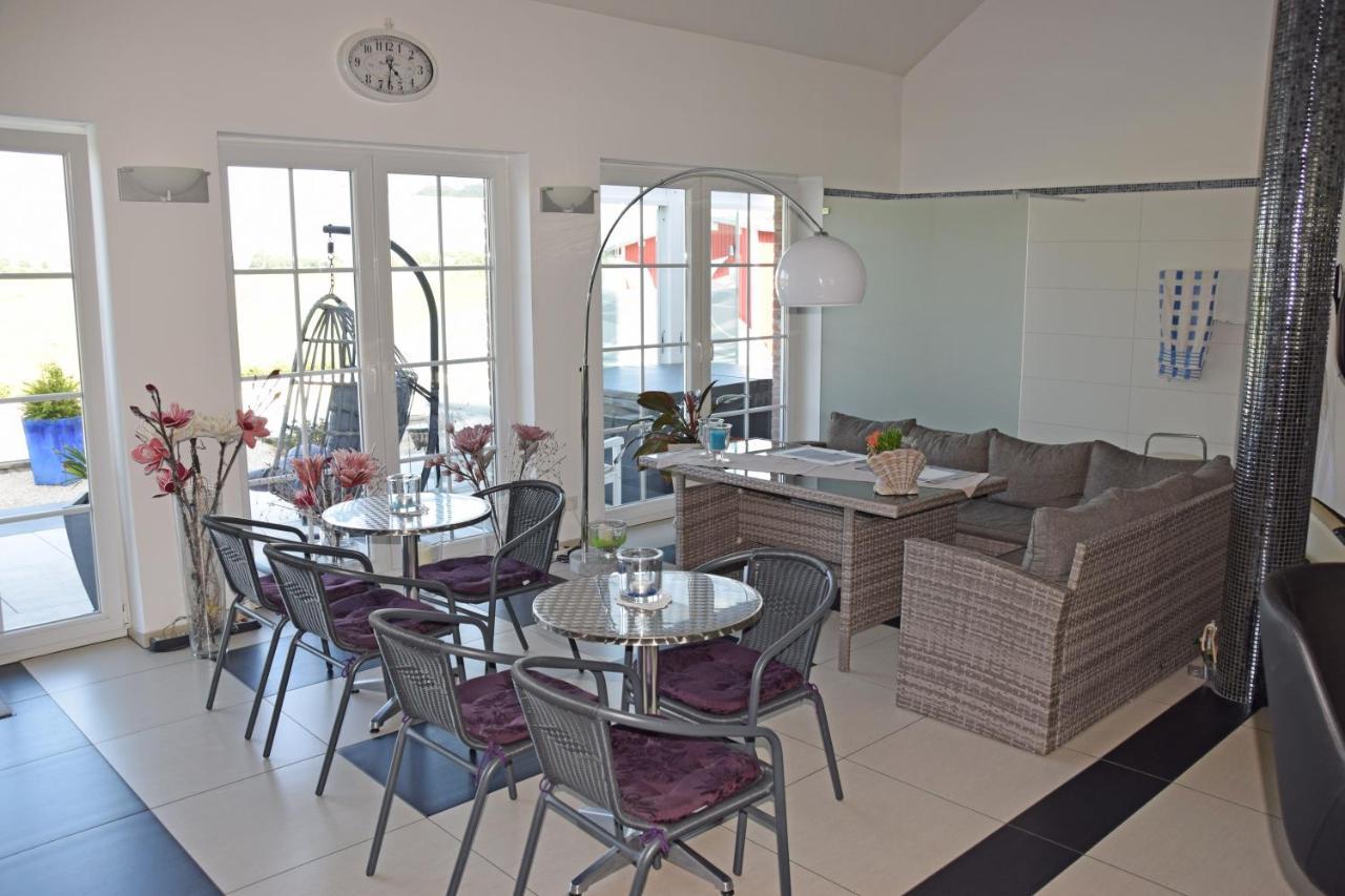 Wellness Appartements Ostfriesland Ihlowerfehn Exterior photo